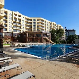 4* מלון דירות Golden Line